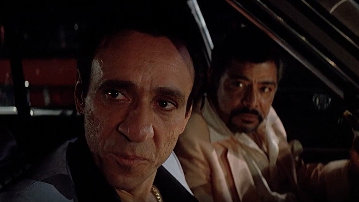 Tony Montana kólára cseréli a mosogatószert | Részlet
