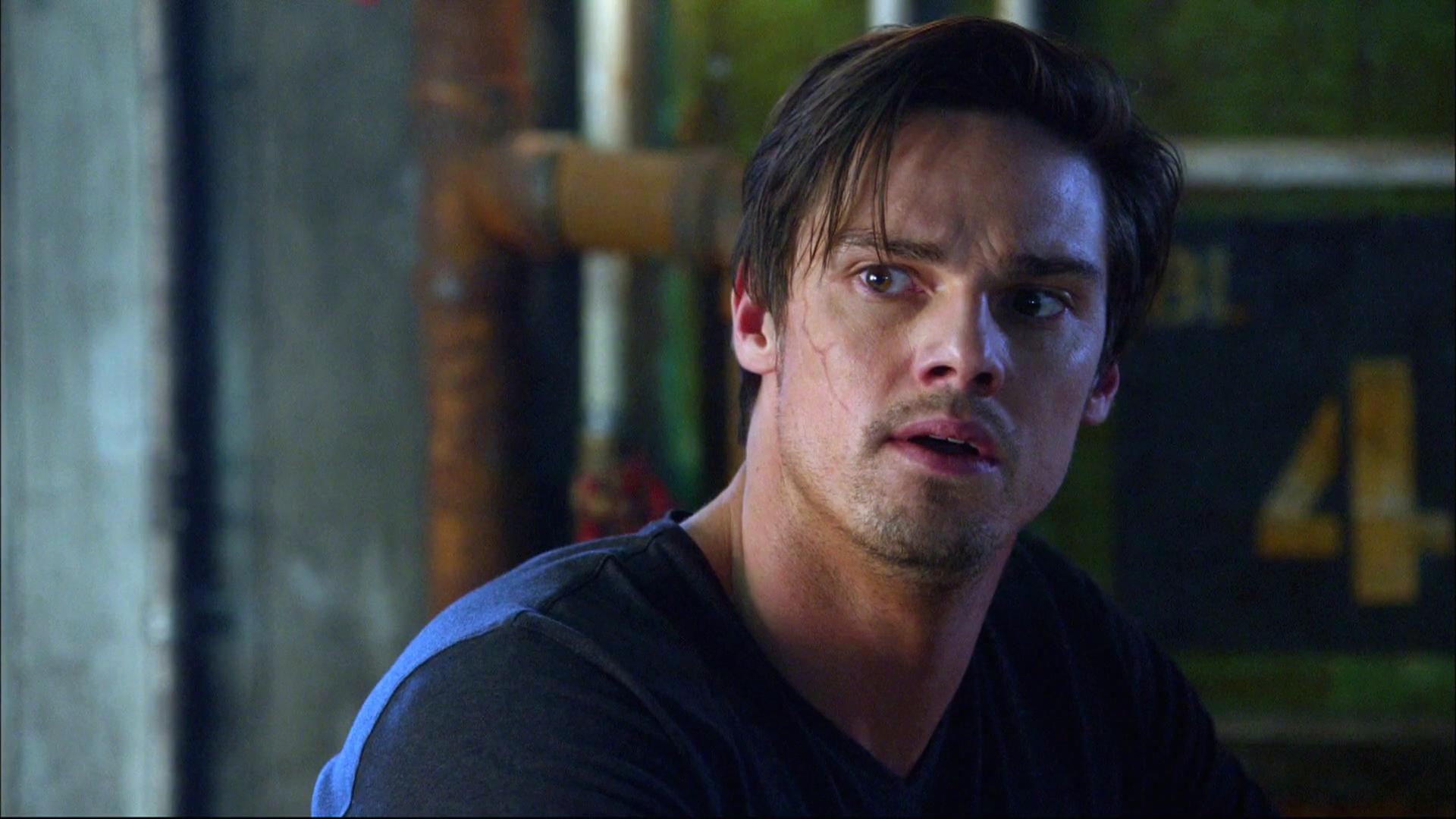 S1 E8 - Les racines du mal