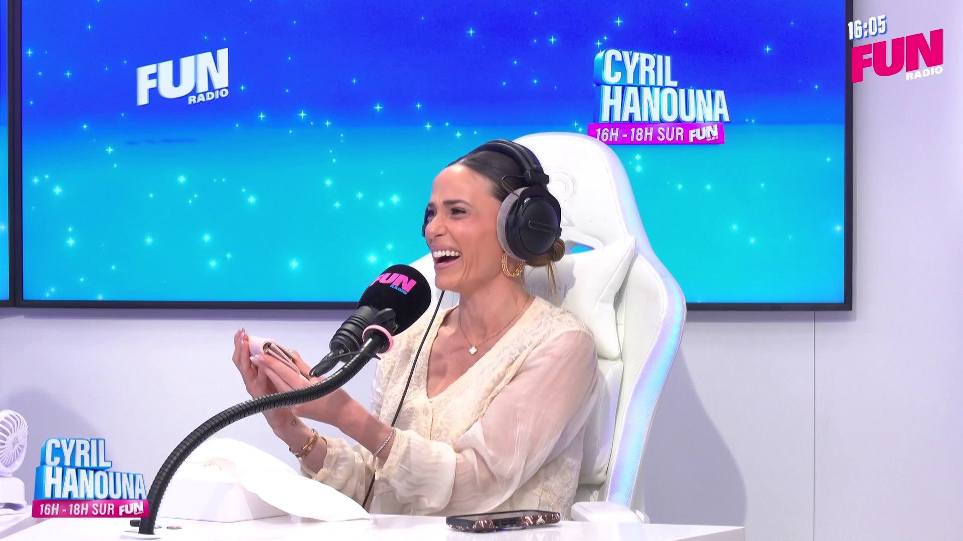 Le cadeau (très mignon) de Cyril Hanouna pour Capucine