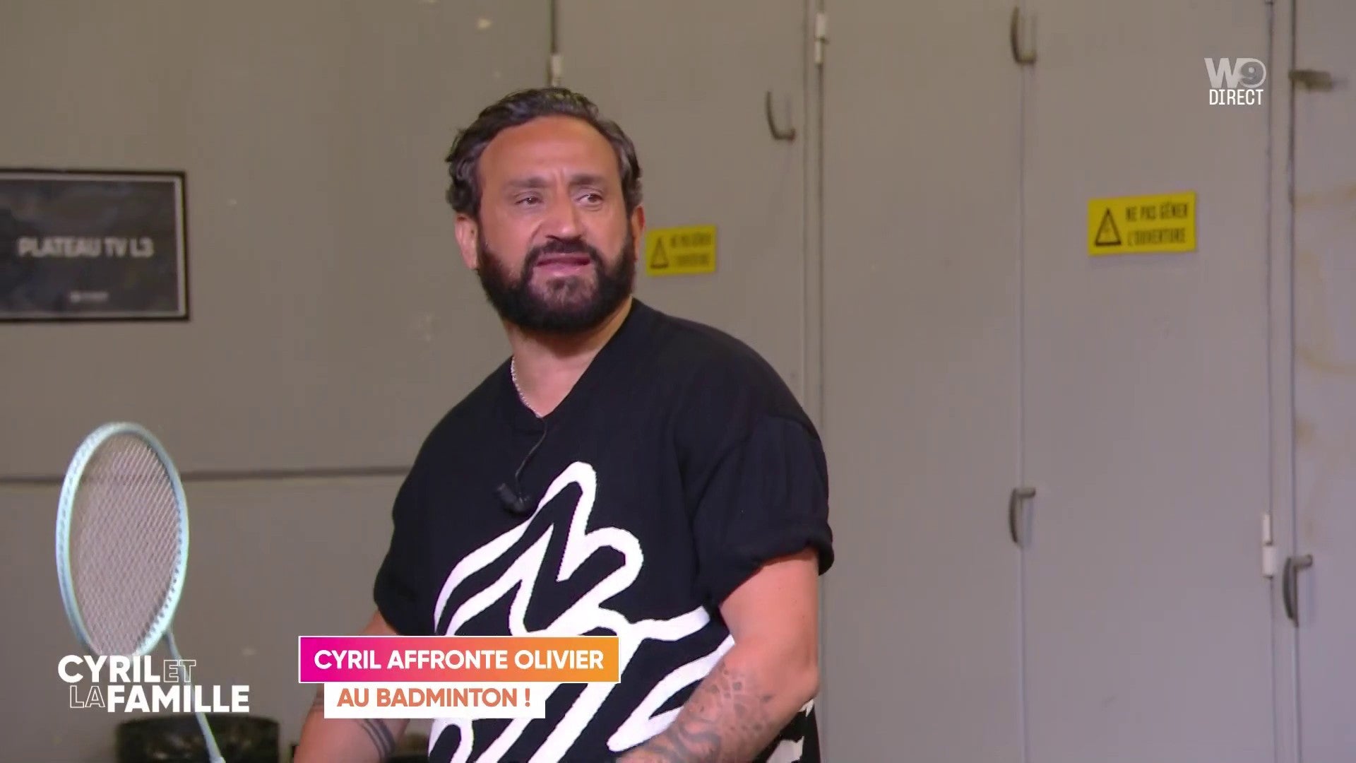Cyril Hanouna défie Isabelle Morini-Bosc et Olivier Dartigolles au badminton
