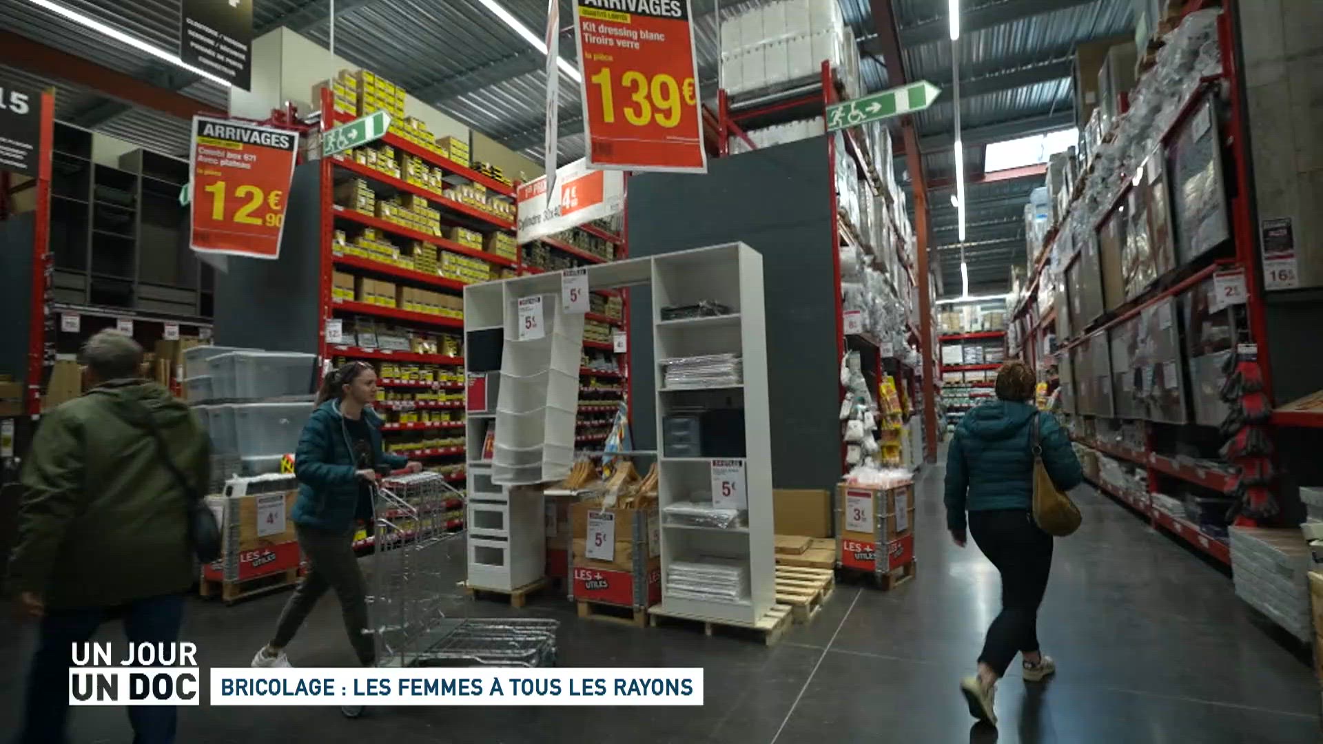 Bricolage : les femmes à tous les rayons
