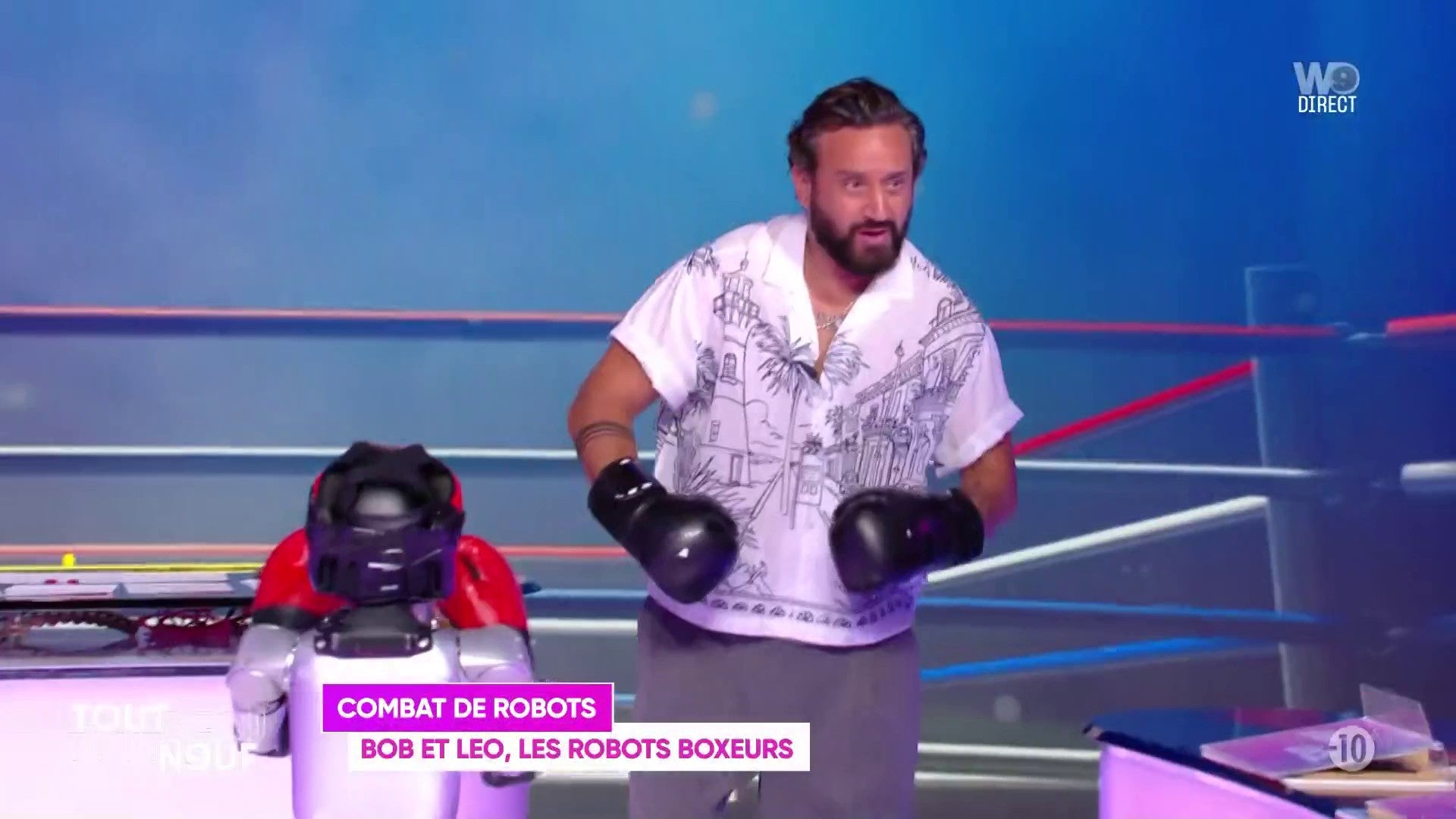 Cyril Hanouna se bat contre des robots boxeurs !