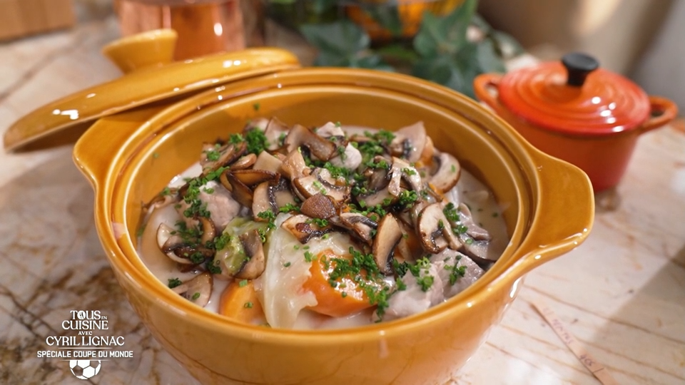 Blanquette de veau et Crumble de poires, macadamia