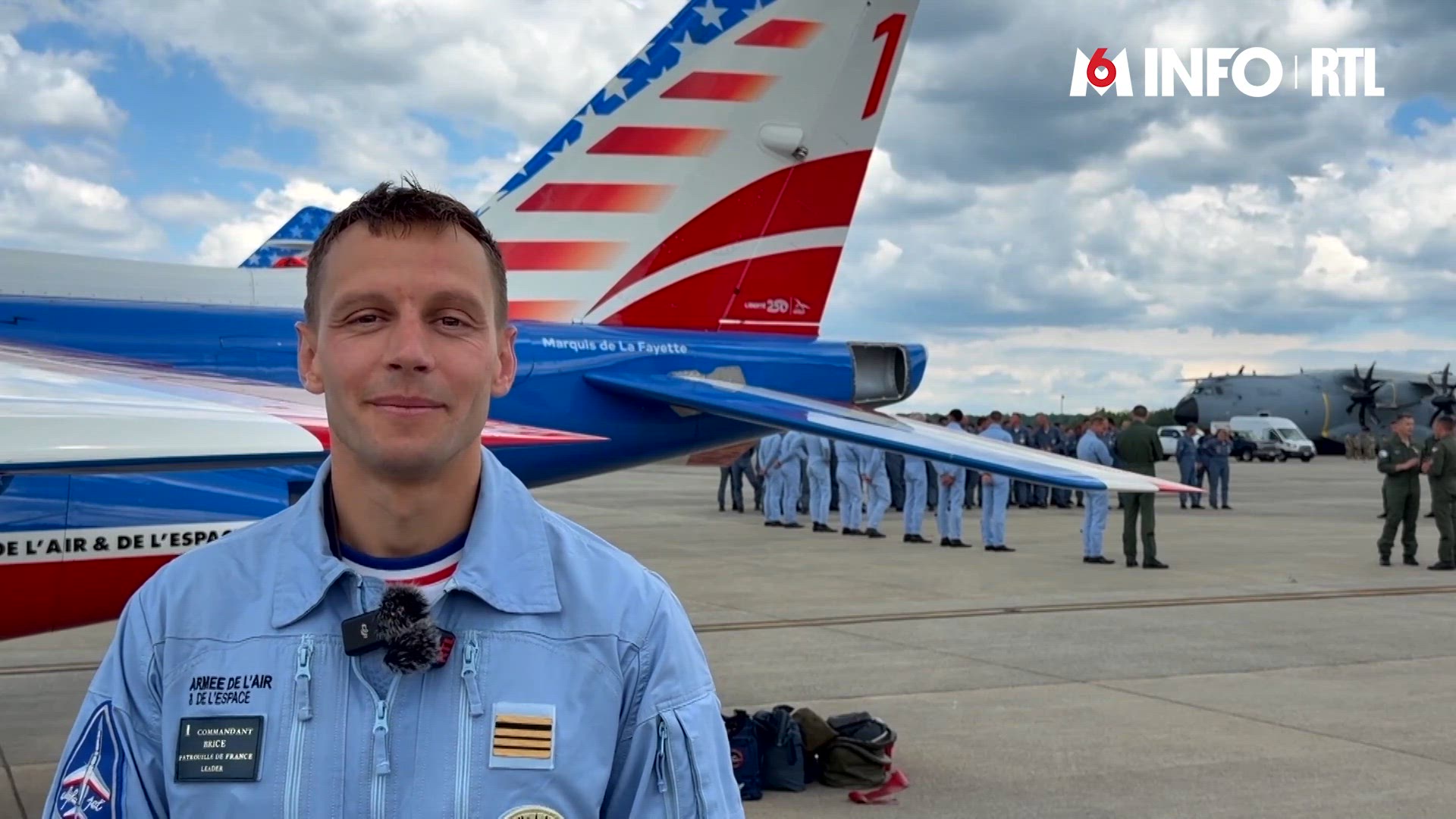 On a survolé New York avec la Patrouille de France