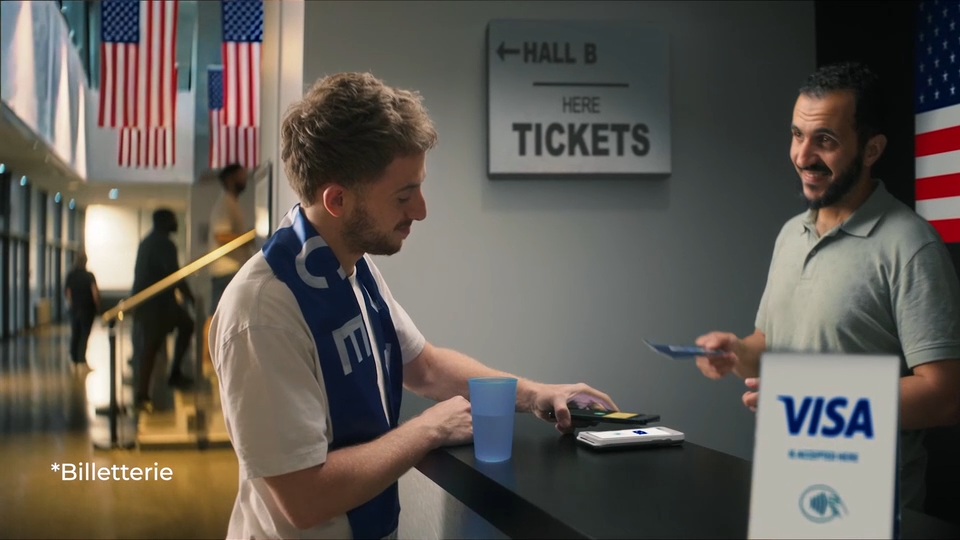 Avec Visa tout se joue en une touche..Même pour Michou