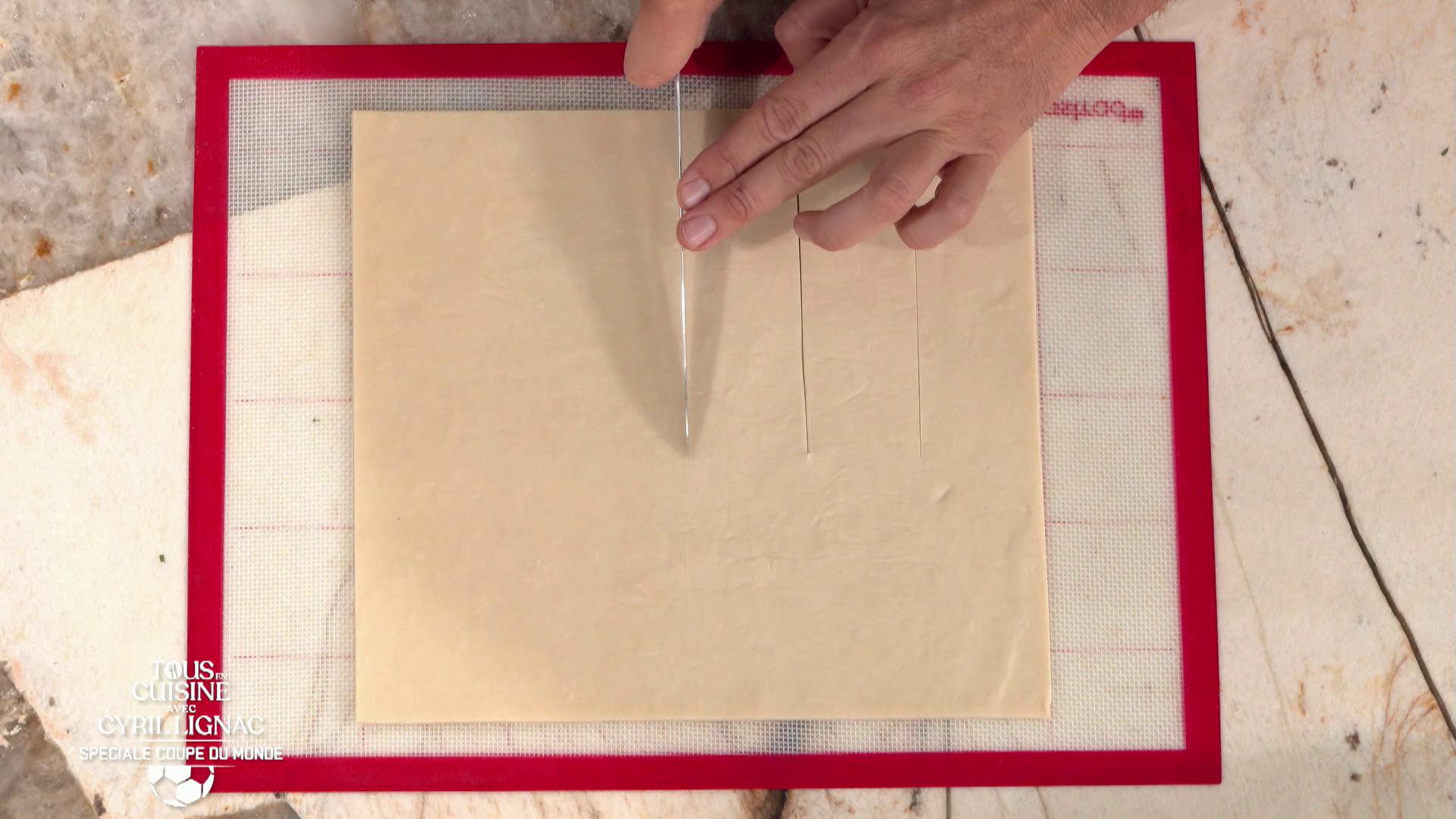 Feuilleté coulant de fromage et Poulet mijoté aux oignons