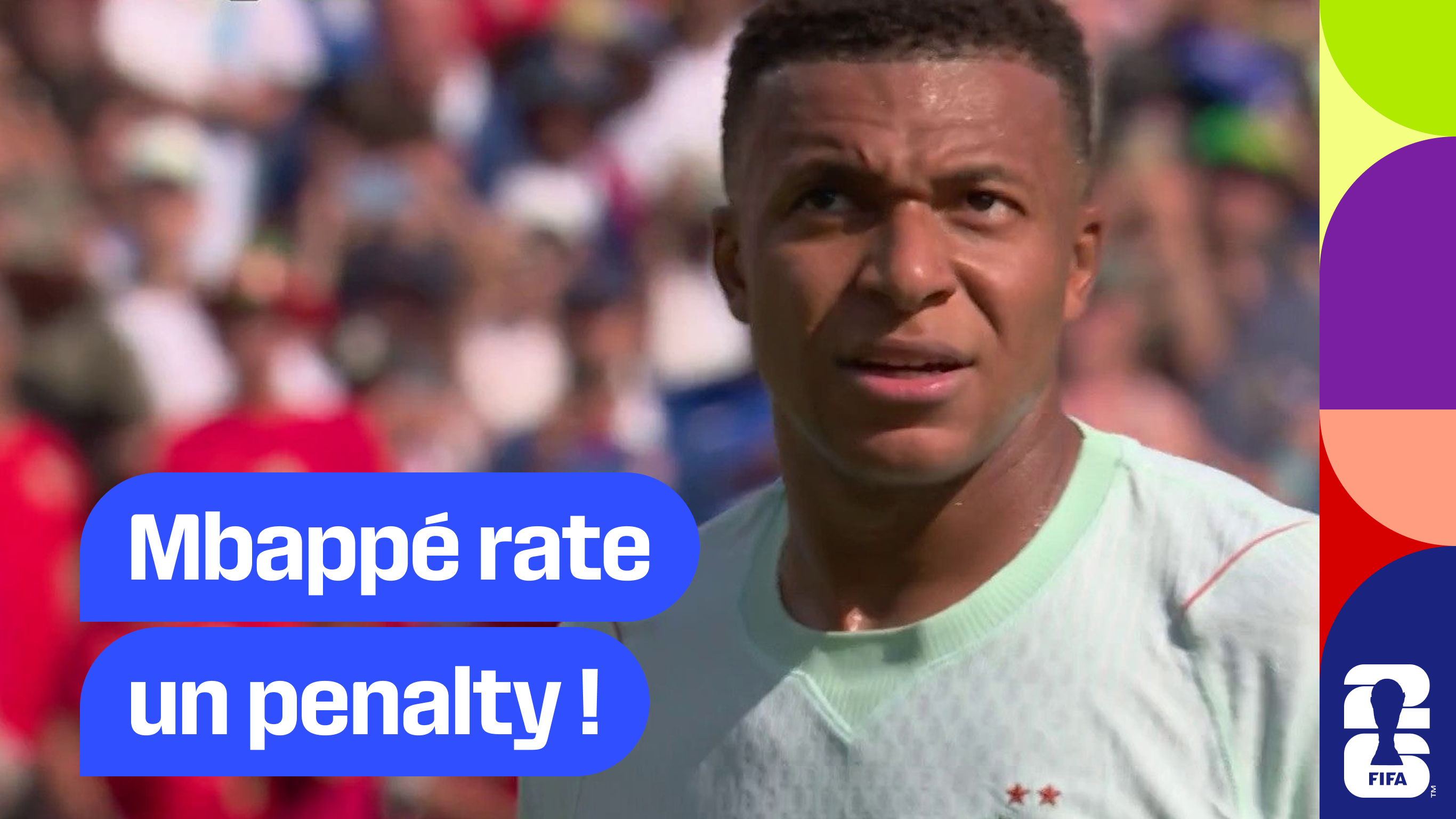 Mbappé rate un penalty !