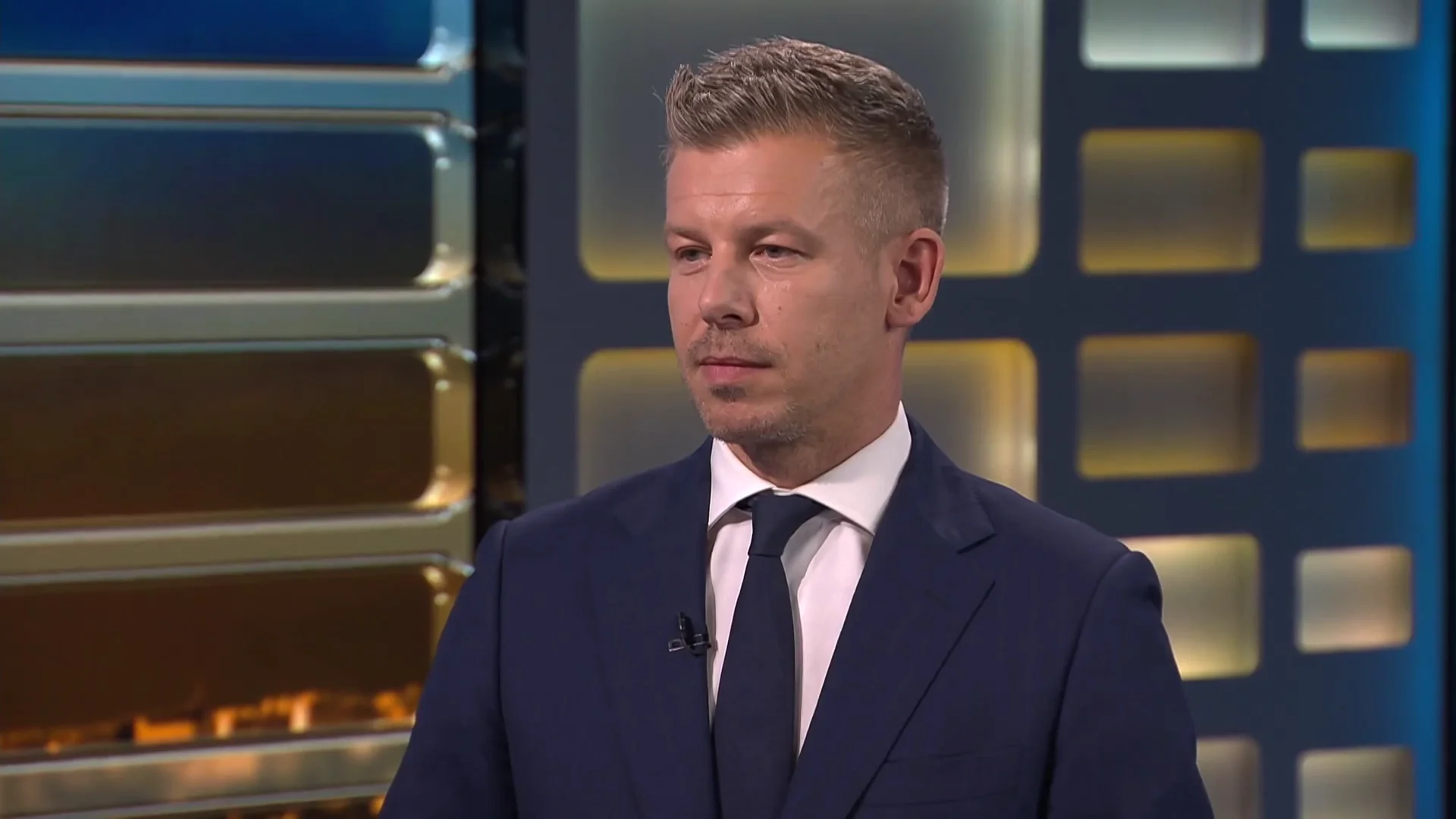 Házon kívül 2026-08-02