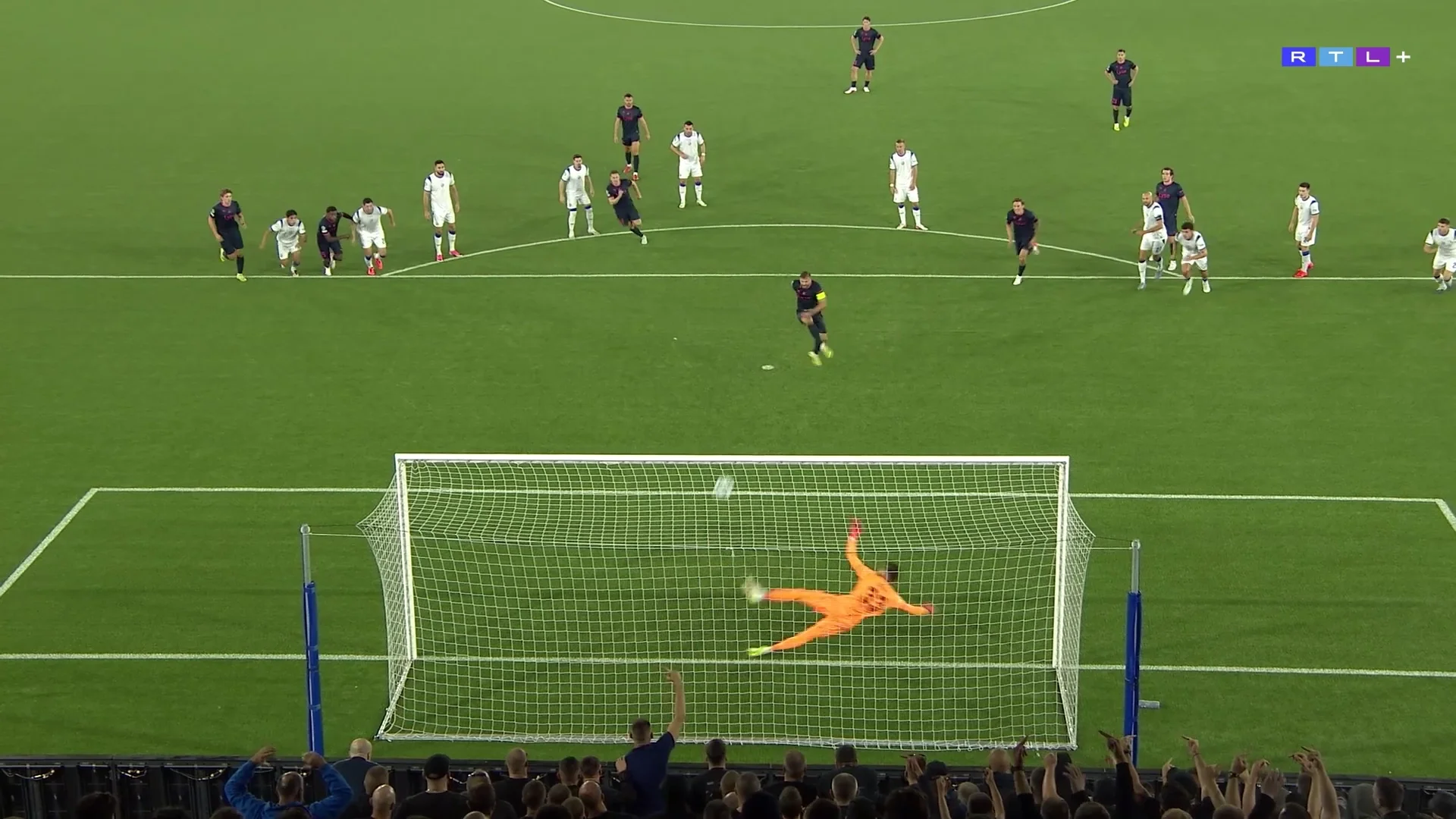 Viking FK - Dinamo Zagreb - Összefoglaló