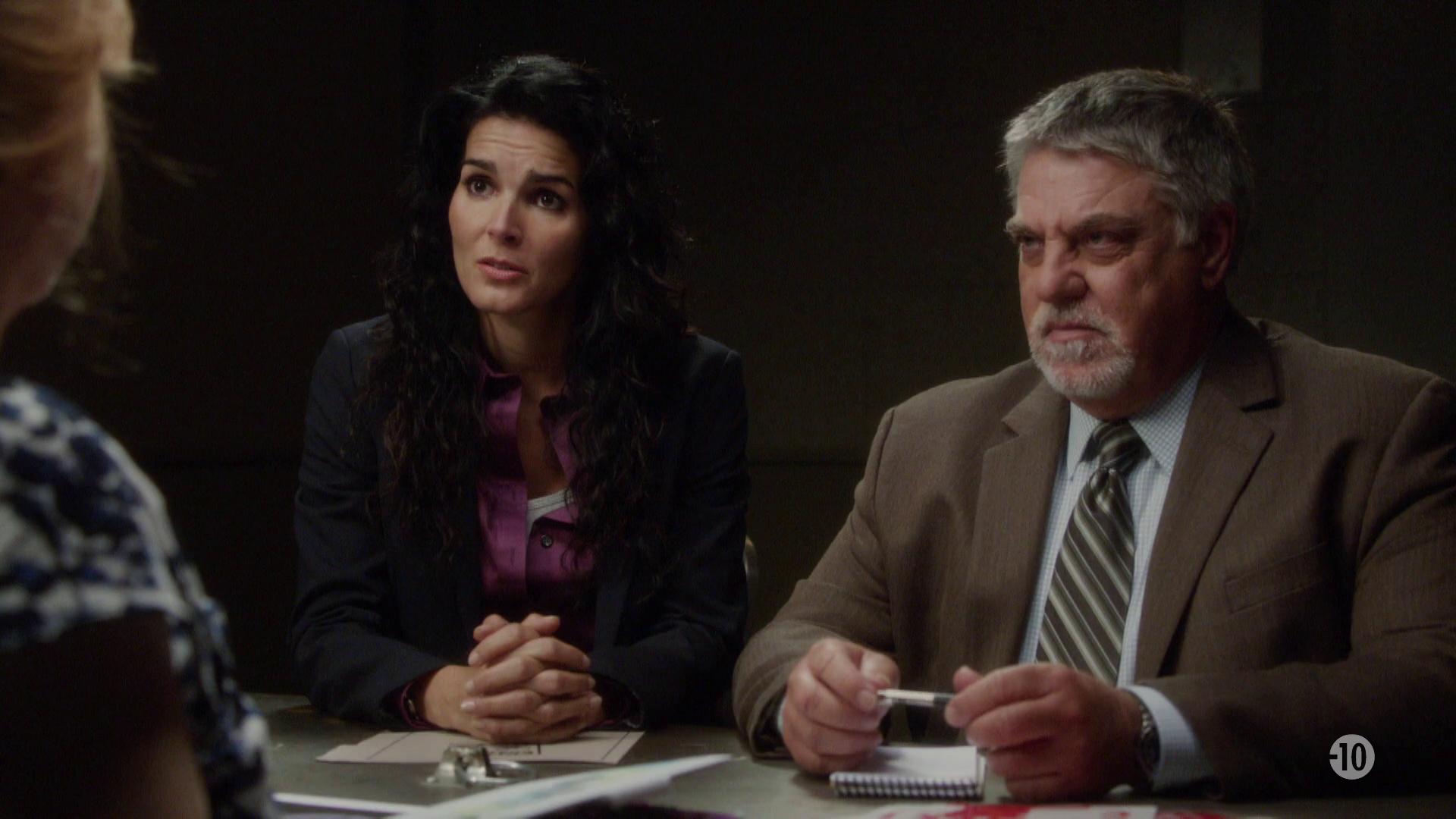 S3E7 - Harcèlement textuel