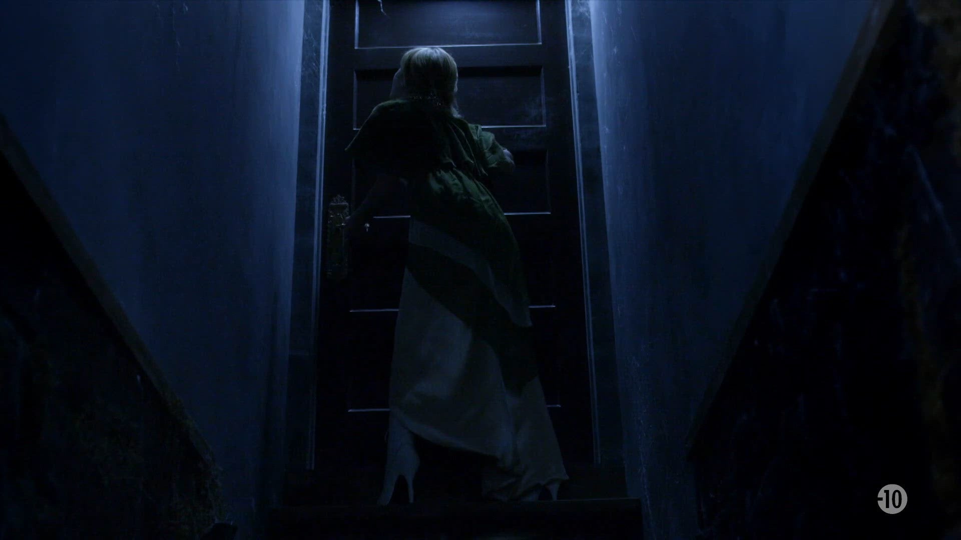S4 E13 - Six pieds sous terre