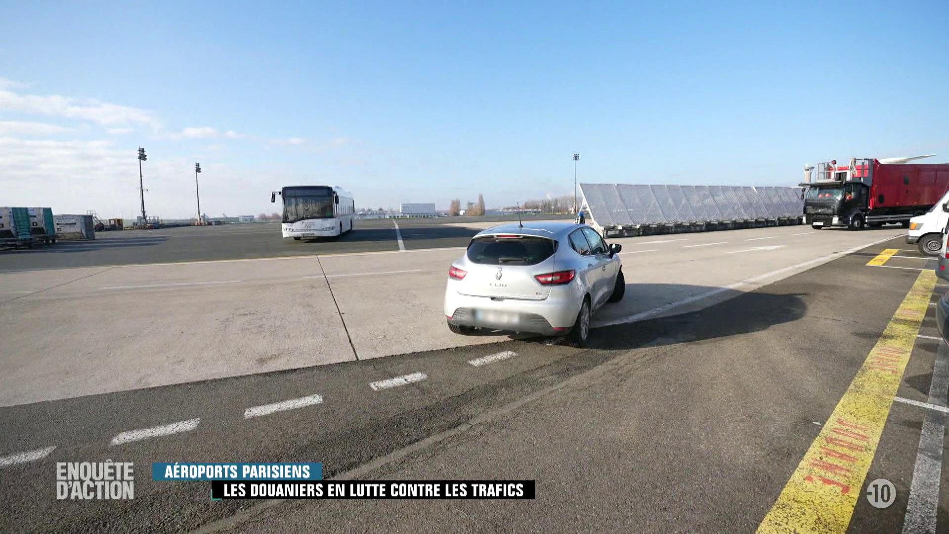 Aéroports parisiens : les douaniers en lutte contre les trafics