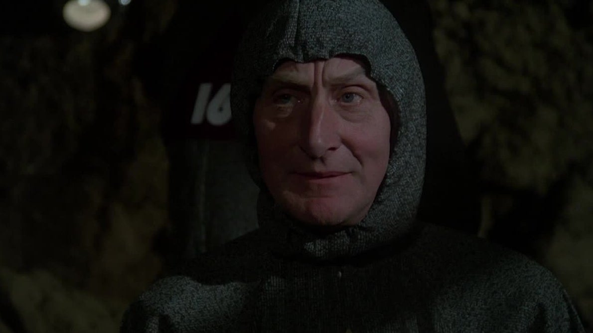 S2 E3 - Humain, ne serait-ce qu'un moment